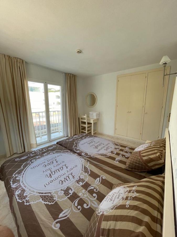 Apartamentos Torres Cardona Cala Llonga  Luaran gambar